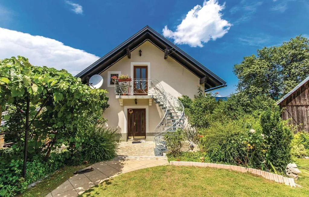Holiday Home/Apartments Vaska Moravice Apartment